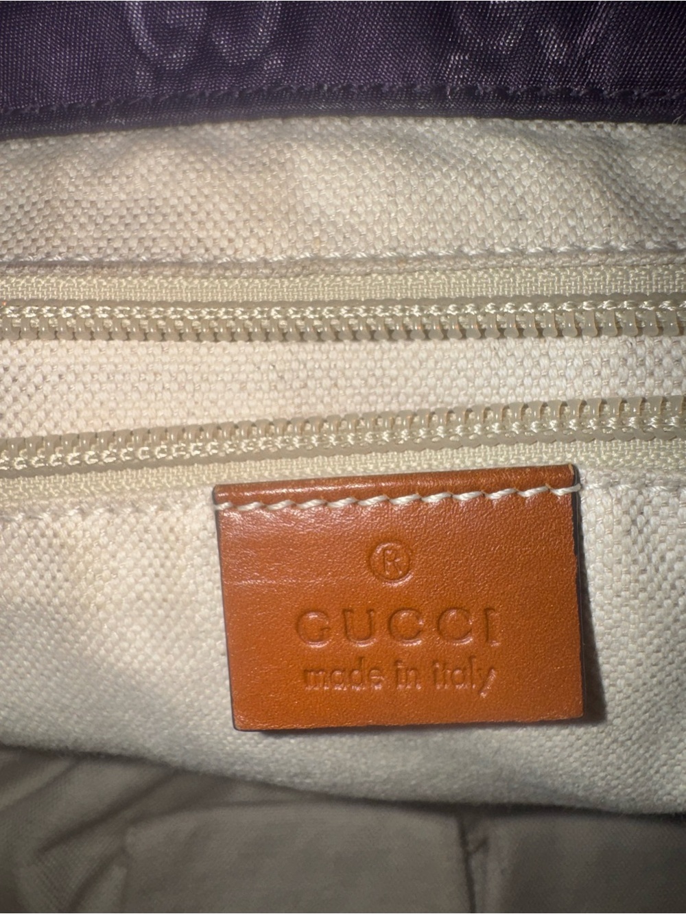 Gucci rare Purple GG Monogram Tote Bag ✅ AUTHENTIC ✅ - Picture 4 of 8